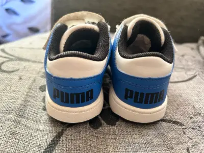 Zapatillas para niño Puma azul y blanco - miniatura 1