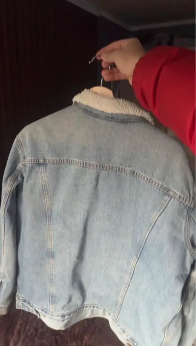 Chaqueta de mezclilla Levi's con forro de borrego - miniatura 5