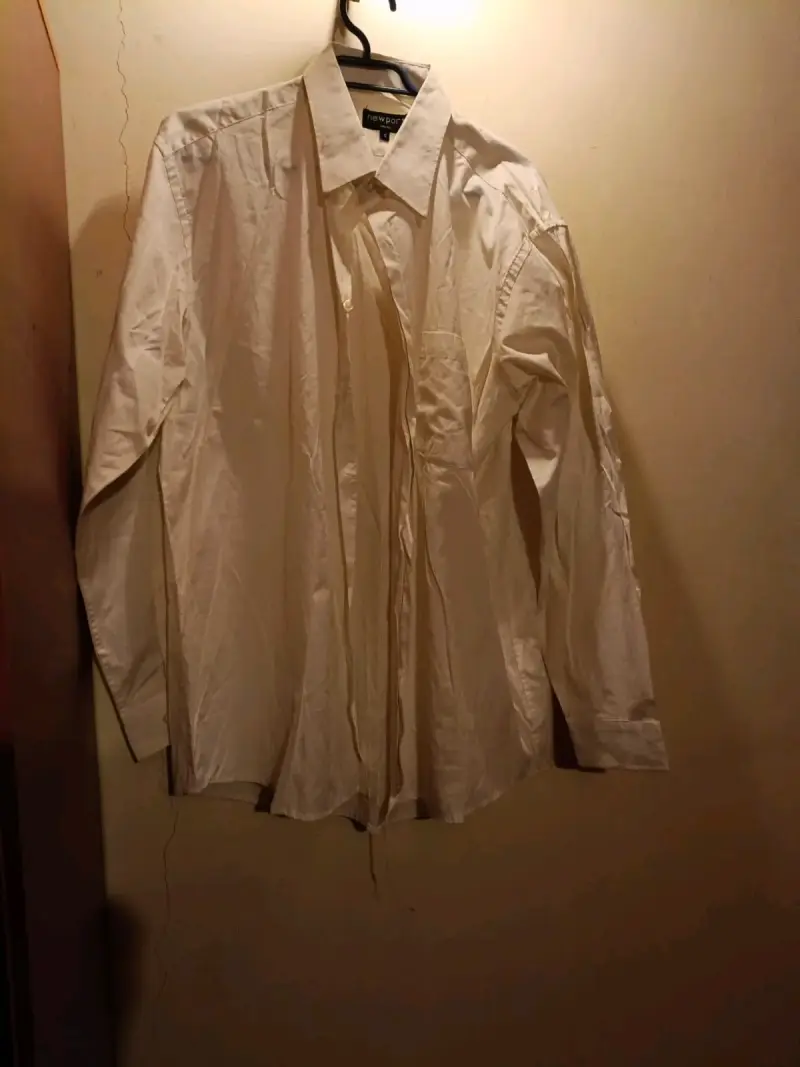 Camisa blanca de vestir Newport para hombre