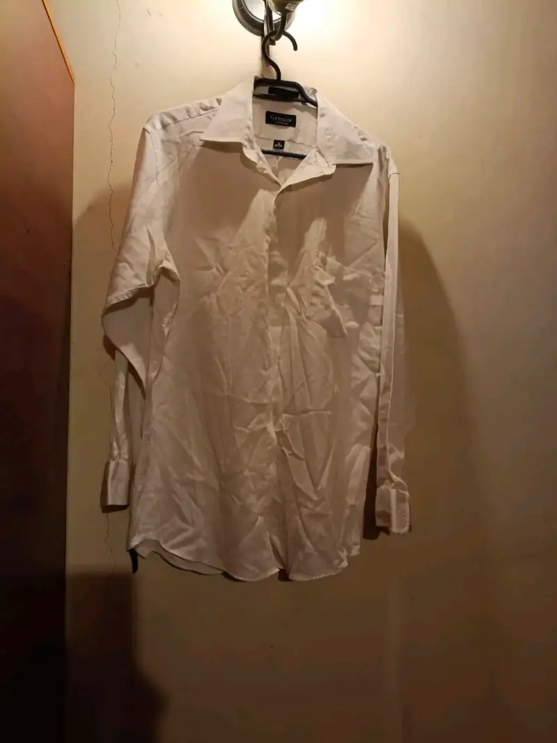 Camisa blanca de vestir Van Heusen para hombre
