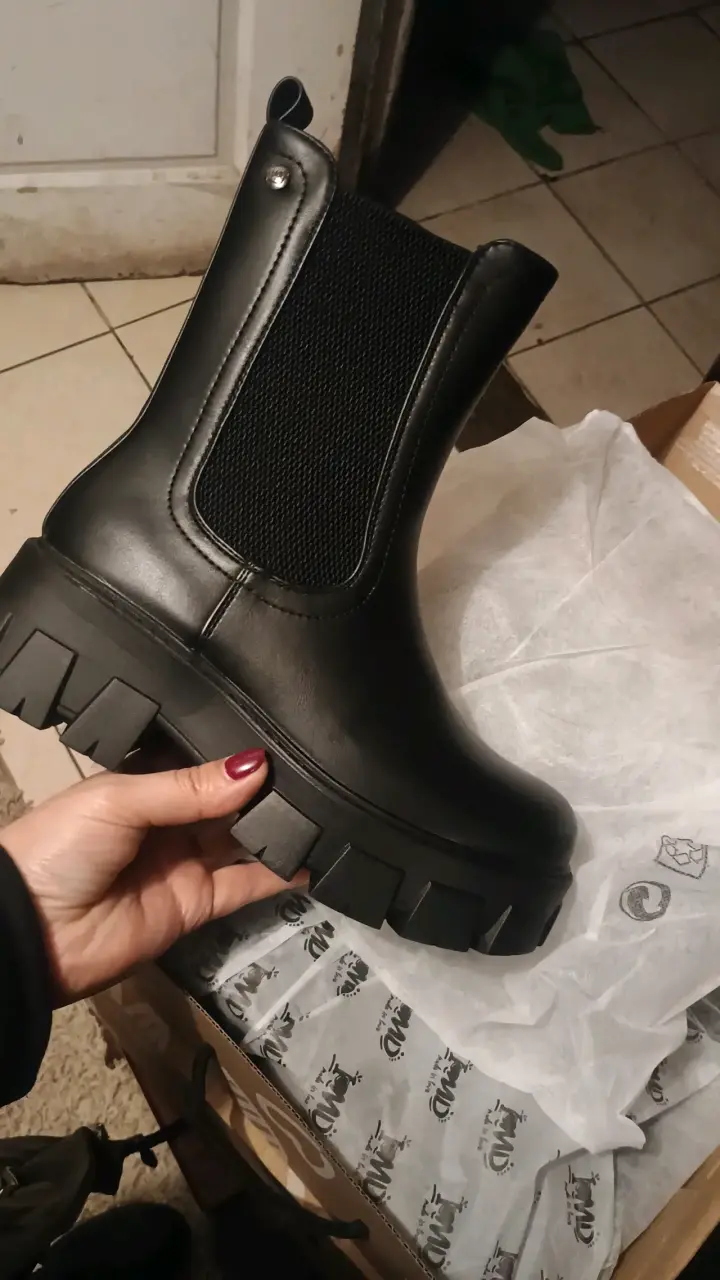 Botines de cuero negro con plataforma - 2