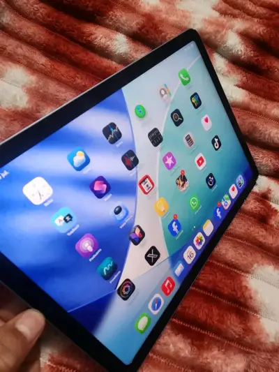 iPad Air de Apple en buen estado - miniatura 2