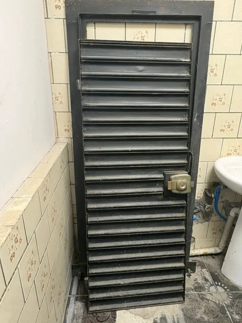 Puerta de fierro con marco 178x78 cm - 3