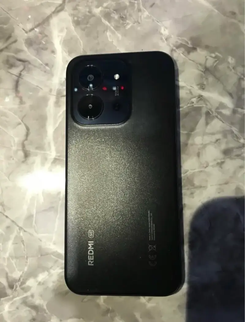 Smartphone Redmi 15C 5G en buen estado - 1