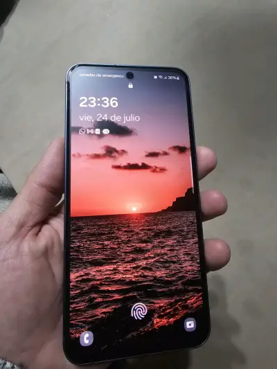 Smartphone Samsung Galaxy A55 en excelente estado - miniatura 5