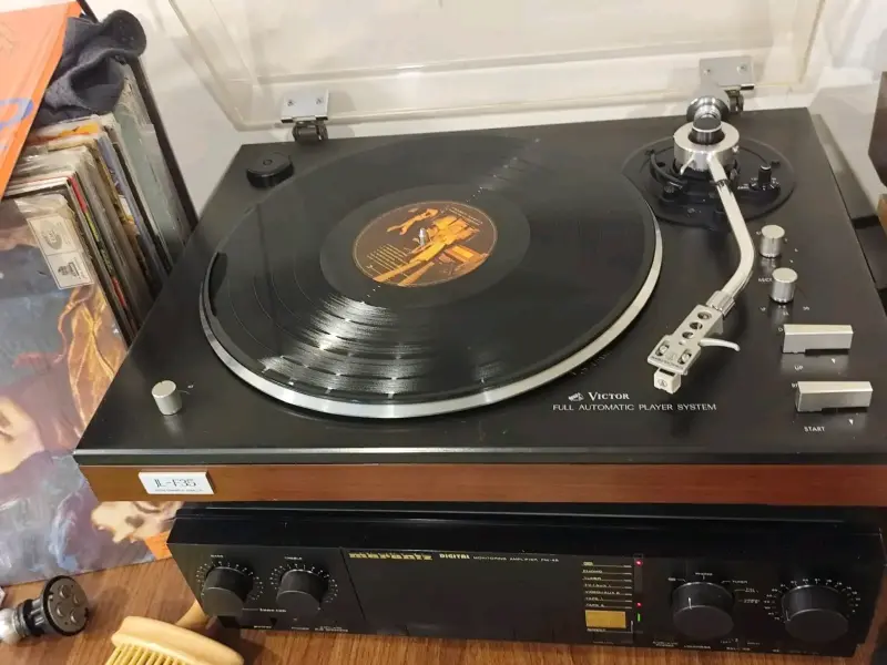 Tocadiscos Victor JL-F35 con sistema automático - 1