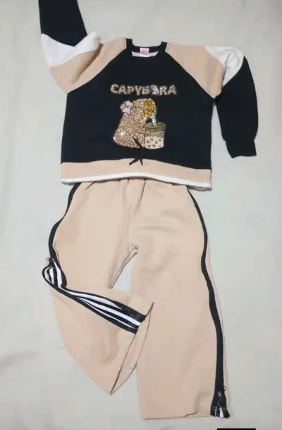 Conjunto buzo Capibara talla 6 - miniatura 1
