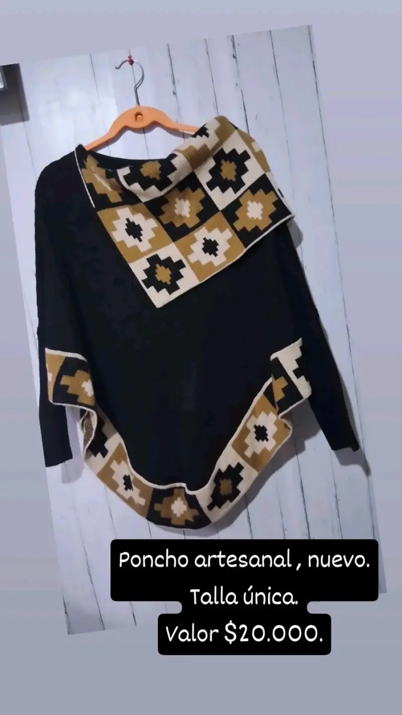 Poncho artesanal nuevo con diseño étnico - 1