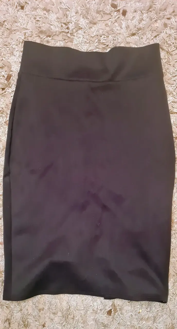 Falda lápiz negra elegante para mujer - 2