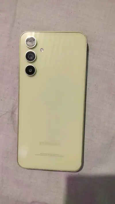 Samsung Galaxy A54 5G en buen estado - miniatura 2