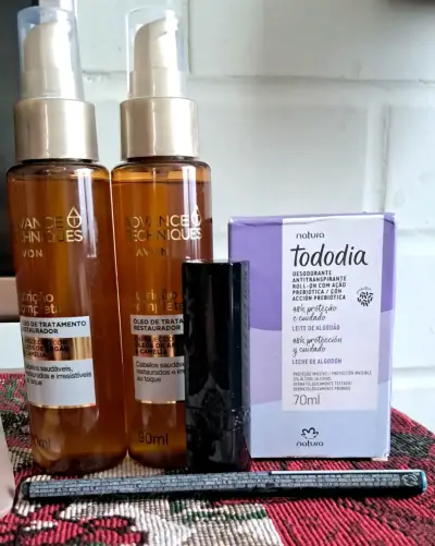 Set de cuidado capilar y labial Avon y Natura - miniatura 3