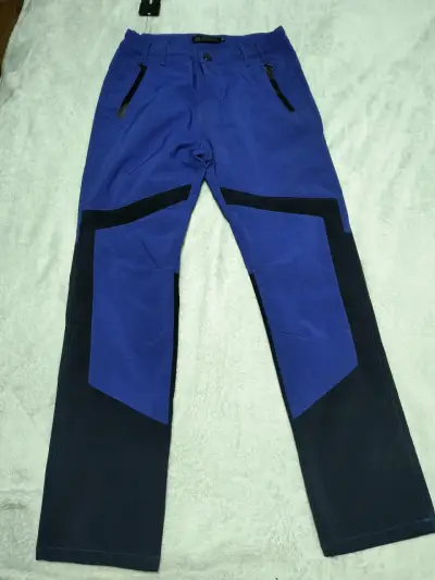 Pantalones de trekking azul y negro con bolsillos - miniatura 1