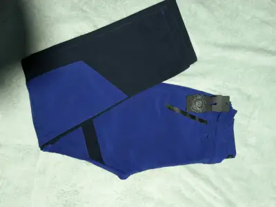 Pantalones de trekking azul y negro con bolsillos - miniatura 3