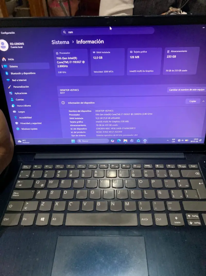 Laptop Intel Core i7 11va Gen 12GB RAM - 2