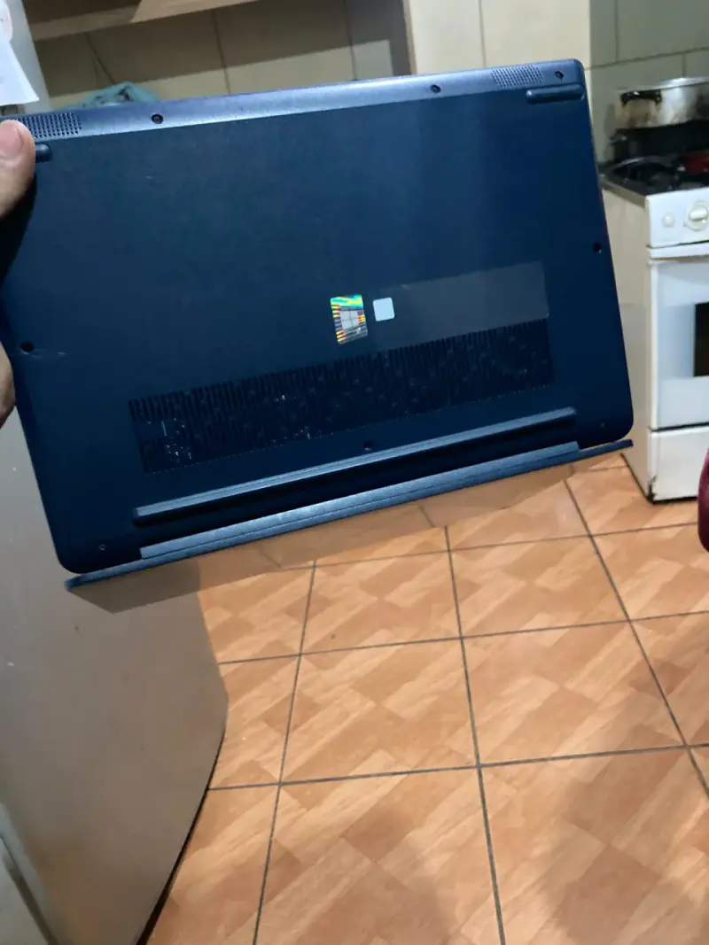 Laptop Intel Core i7 11va Gen 12GB RAM - 4