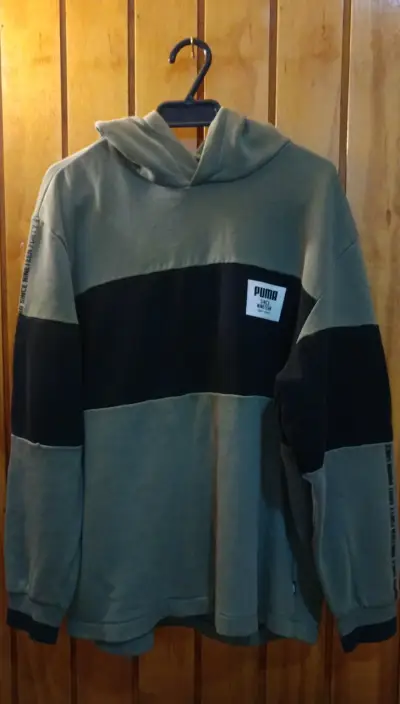 Polerón Puma con capucha y diseño bicolor - miniatura 1
