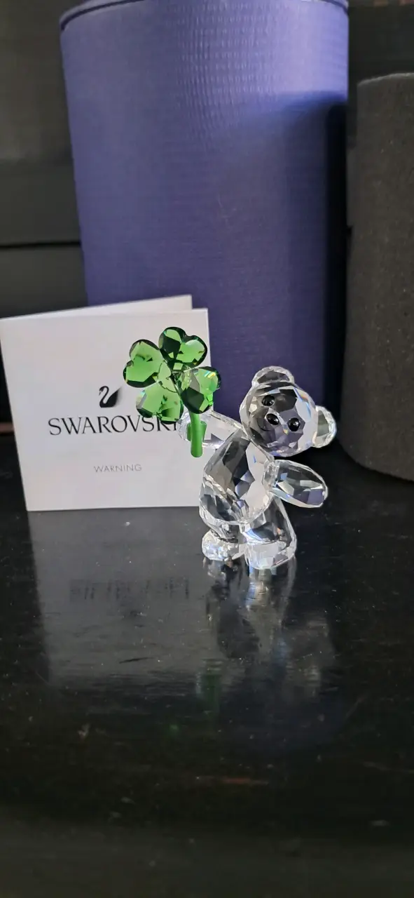 Figura de cristal oso con trébol Swarovski - 3