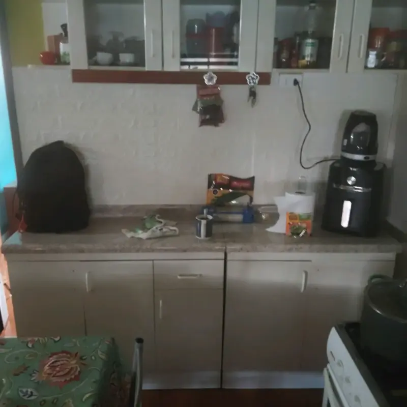 Mueble de cocina con alacena y mesón - 2