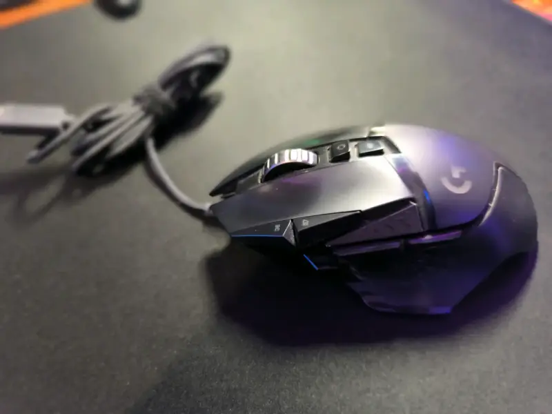 Mouse gamer Logitech G502 con cable - 3