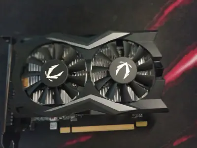 Tarjeta gráfica Zotac GeForce GTX con doble ventilador - miniatura 1