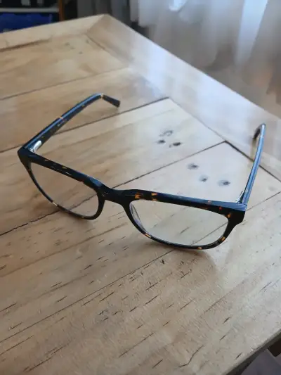 REMATO PAR DE LENTES ÓPTICOS HOMBRE - miniatura 6