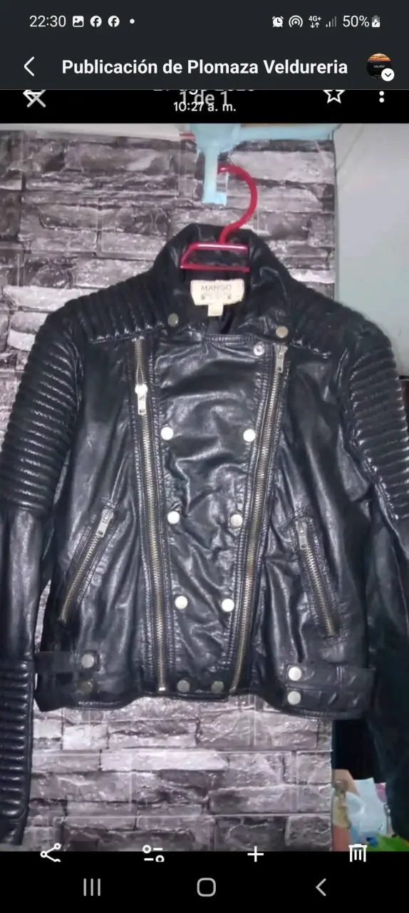 Chaqueta deportiva negra Adidas con rayas blancas - 3