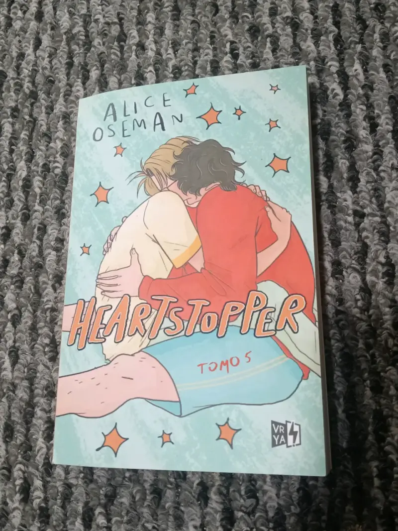 Colección de libros Heartstopper de Alice Oseman - 5
