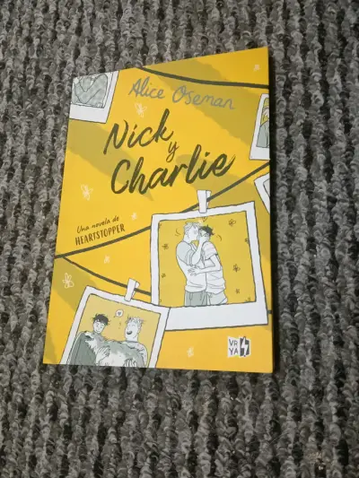 Colección de libros Heartstopper de Alice Oseman - miniatura 6