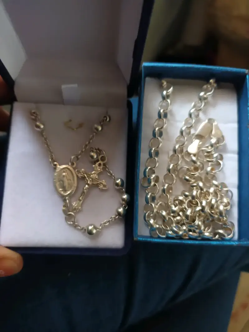 Set de joyería religiosa en plata