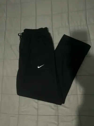 Pantalones deportivos negros Nike para hombre - miniatura 1