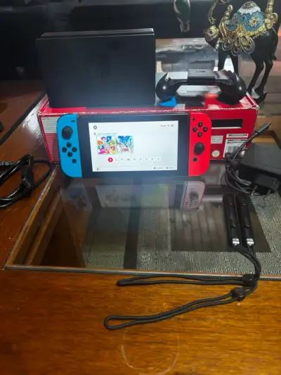 Nintendo Switch V2- Con Caja y Accesorios Original - miniatura 1