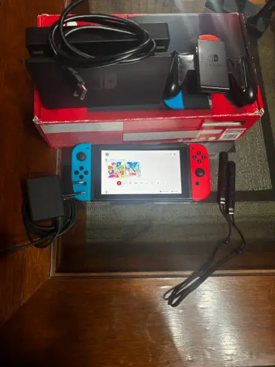 Nintendo Switch V2- Con Caja y Accesorios Original - miniatura 3