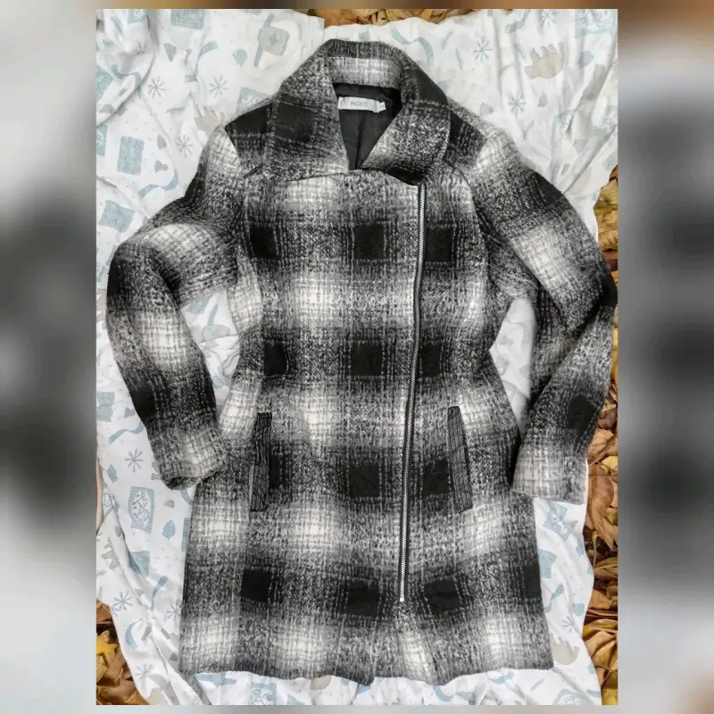 Lote de abrigos $6.000 - 5