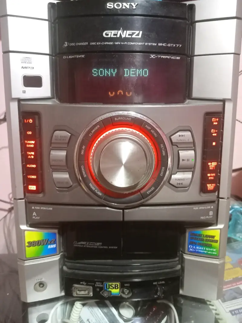 Sistema de sonido Sony Genezi con USB y CD - 2