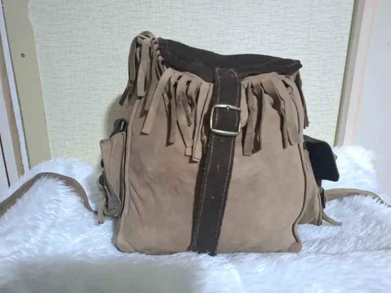 Mochila de gamuza con flecos marrón - 1