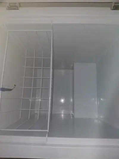 Congelador horizontal Libero A+ en buen estado - miniatura 4