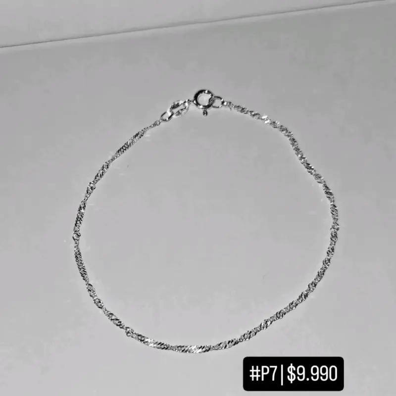 Pulsera de plata fina para mujer