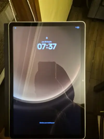 Tablet Samsung Galaxy Tab S9 FE - miniatura 2