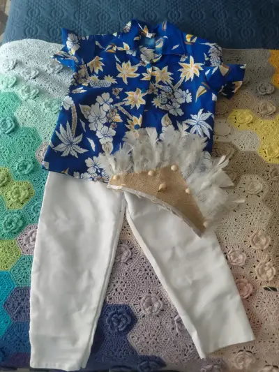 Conjunto de Niño pascuense o Hawaiano - miniatura 1