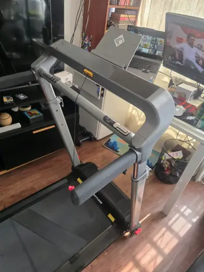 Trotadora eléctrica multifuncional en buen estado - miniatura 4