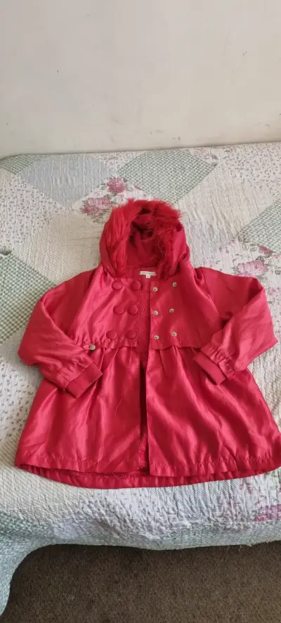 Abrigo rojo con capucha para niña Limonada talla 6 - miniatura 1