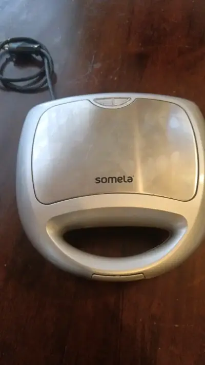 Sandwichera Somela en buen estado - miniatura 1