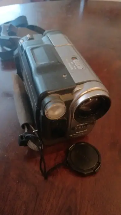 Videocámara Sony Handycam Digital 8 con SteadyShot - miniatura 2