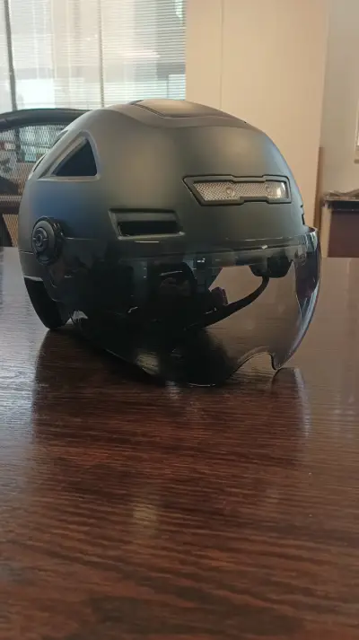 Casco ILM con Luces LED y Visor - miniatura 5