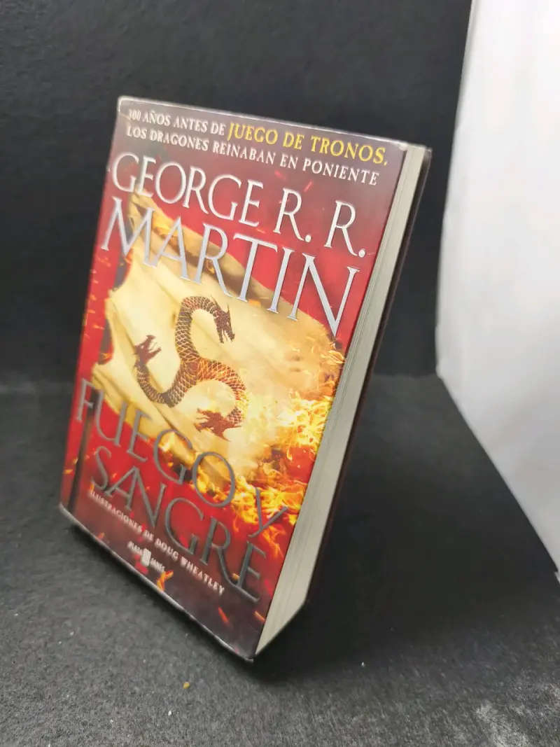 Libro Fuego y Sangre de George R. R. Martin - 3