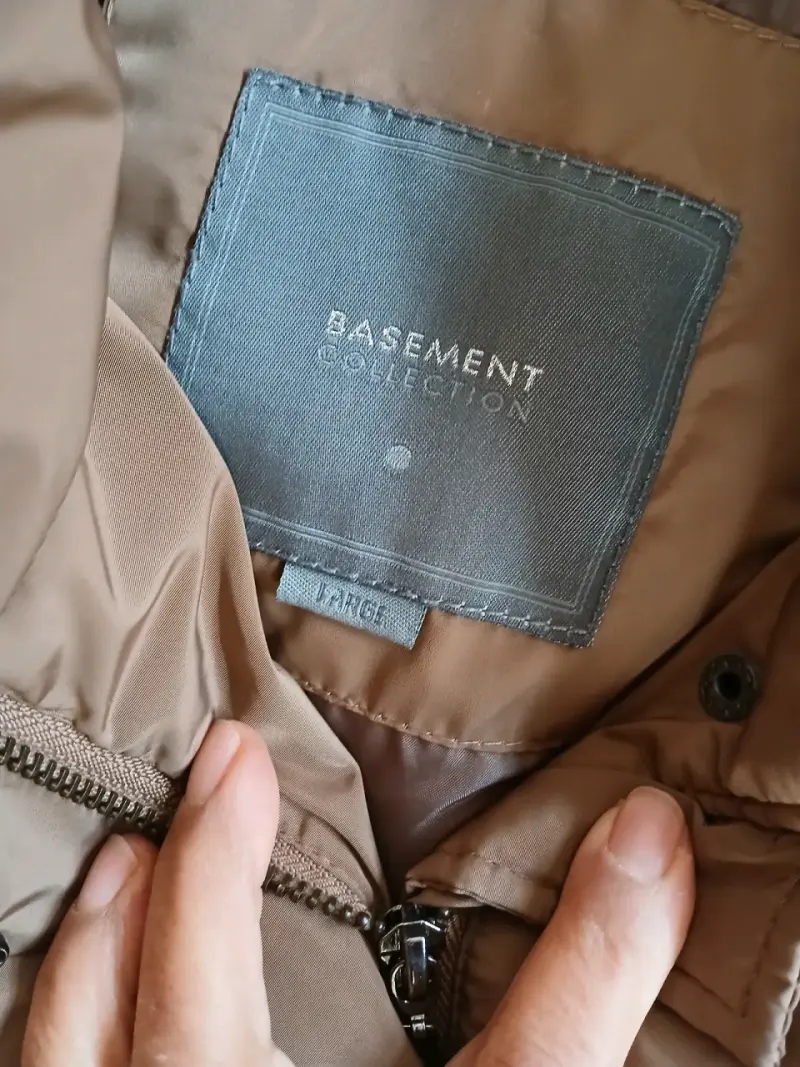 Parka larga marrón Basement talla L sin cinturón - 2