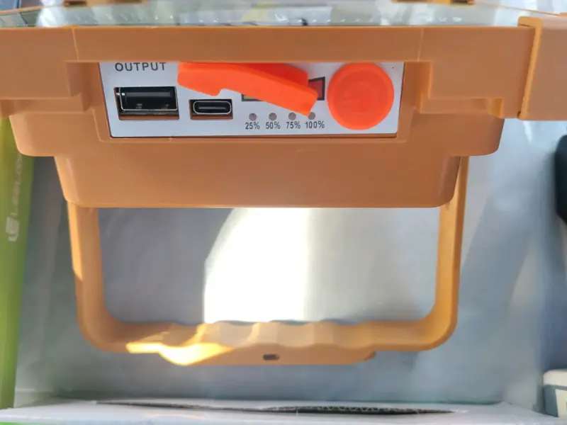 Luz LED Solar Recargable IP66 para Exteriores - 3