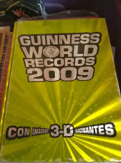 Libros Guinness World Records 2007, 2008 y 2009 - miniatura 1