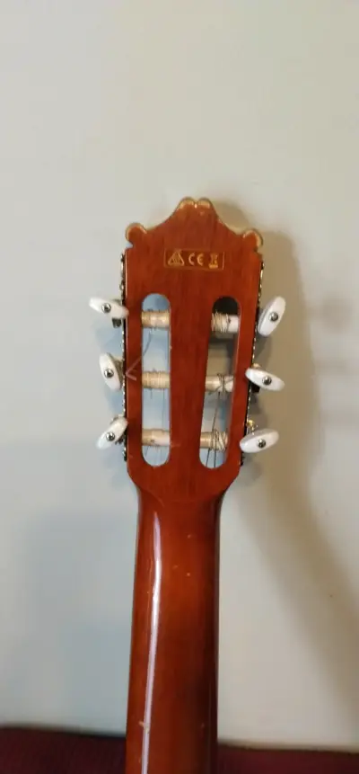 Guitarra electroacústica Ibanez AEQ-200T - miniatura 2