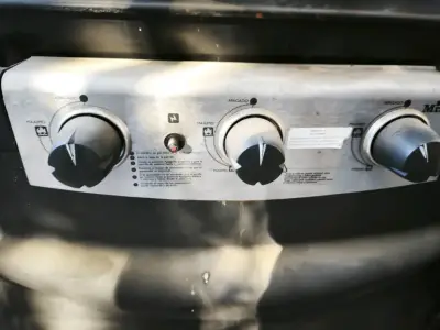 Parrilla a gas con quemador lateral Master Chef - miniatura 2